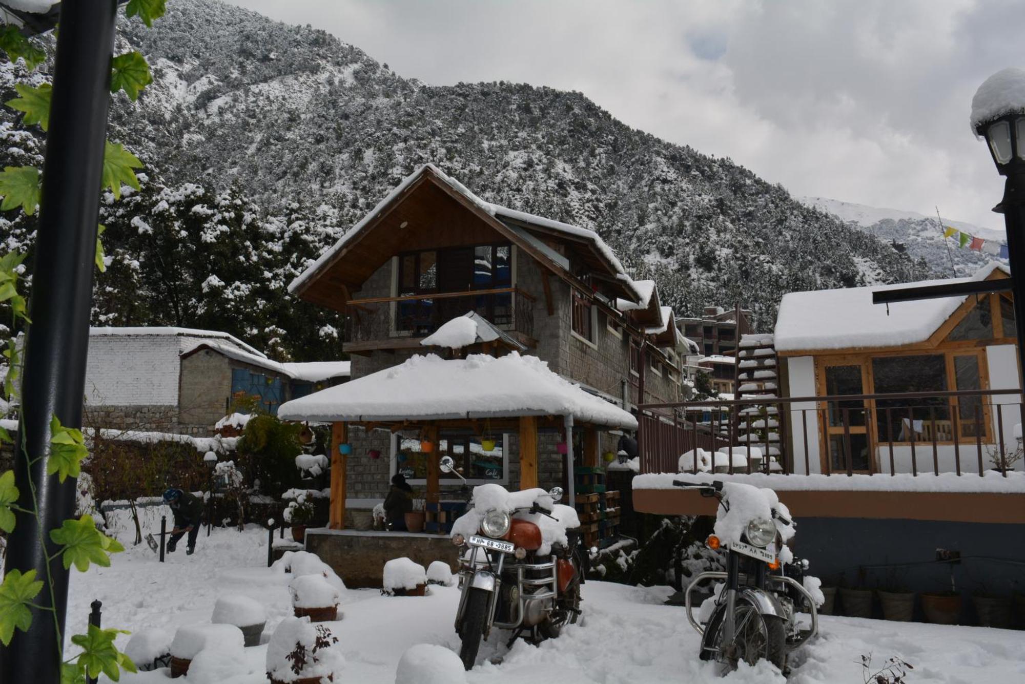Utopia Hostels Dharamkot Mcleodganj Dharamsala Zewnętrze zdjęcie